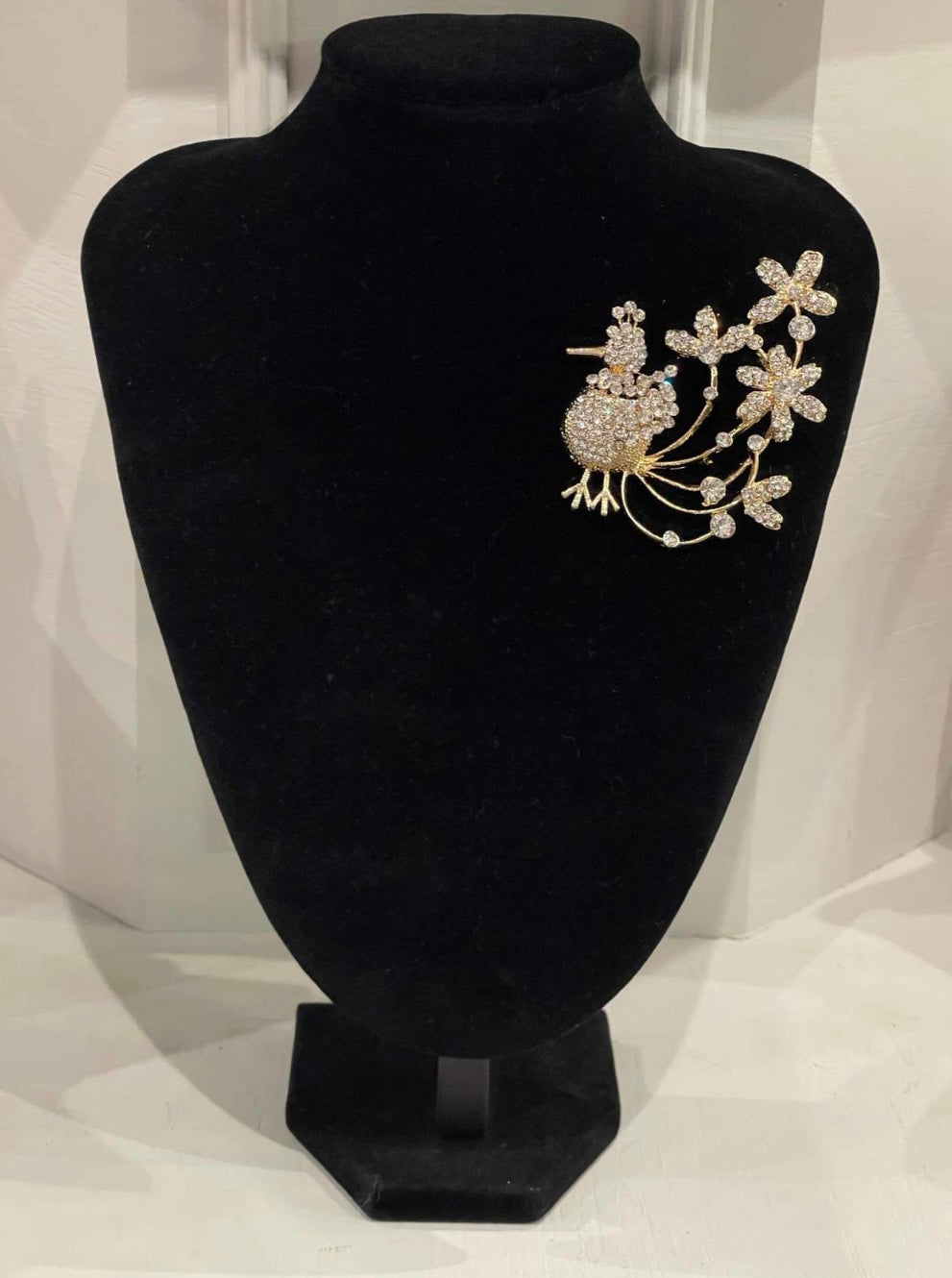 Flower Crystal Bird of paradise Brooch diamanté embellishment pin brooches