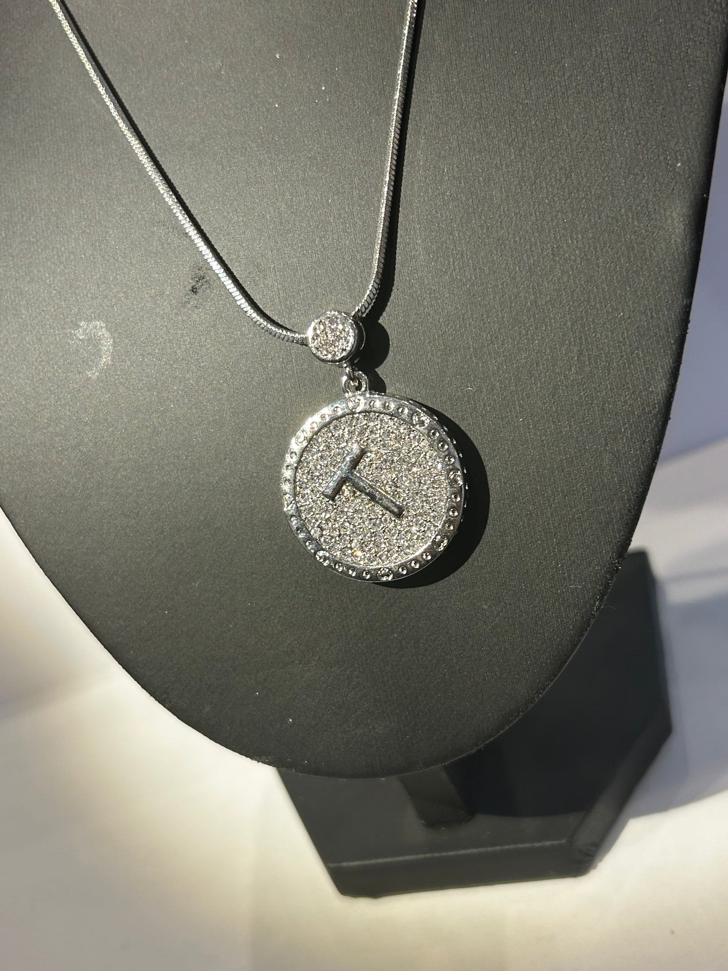 Circle t necklace