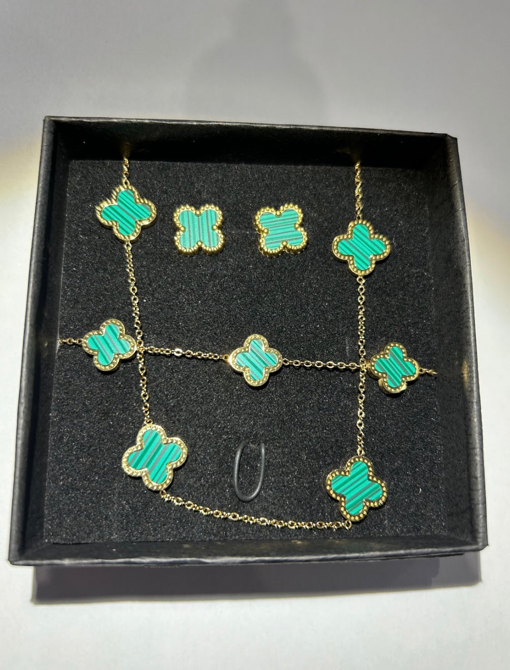Clover flower lucky charm sets