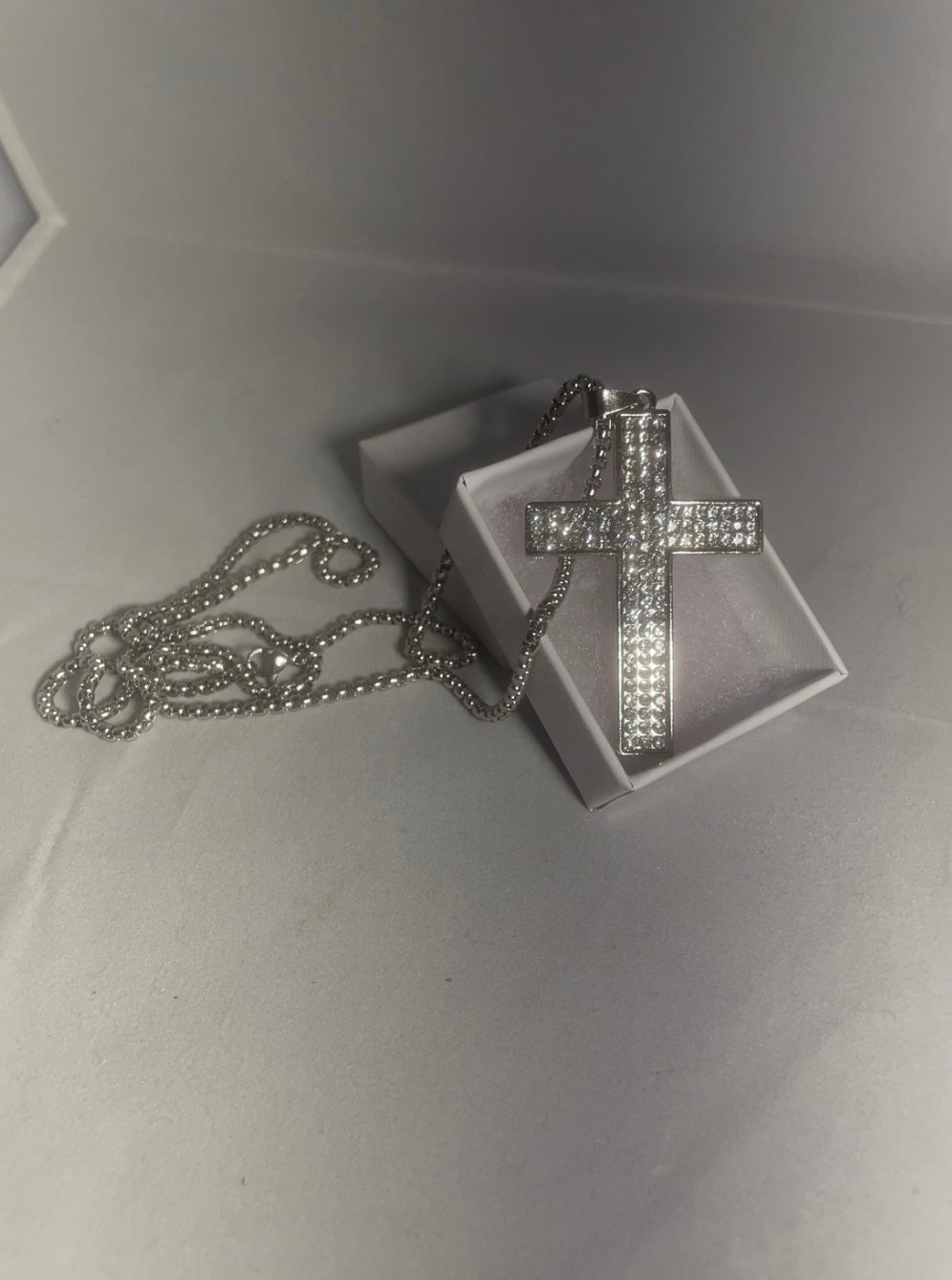 Thick crystal cross