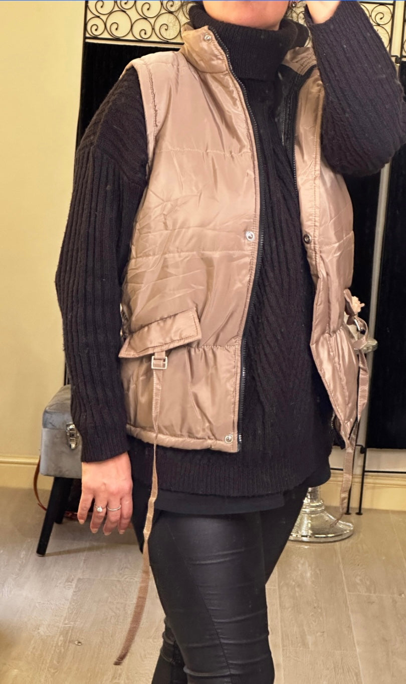 Tassel short gillet khaki, cream, black