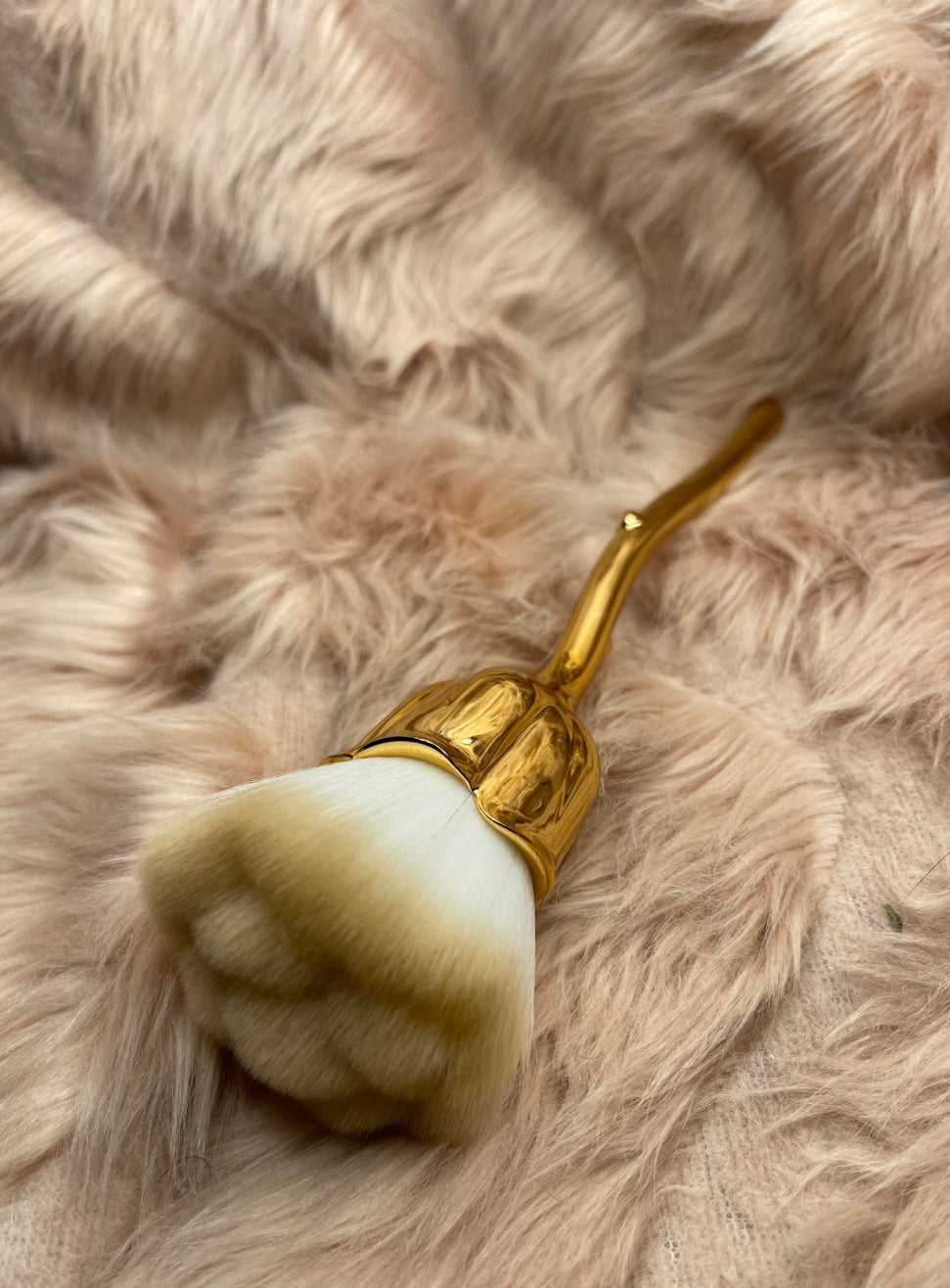 Rose Dust Brush