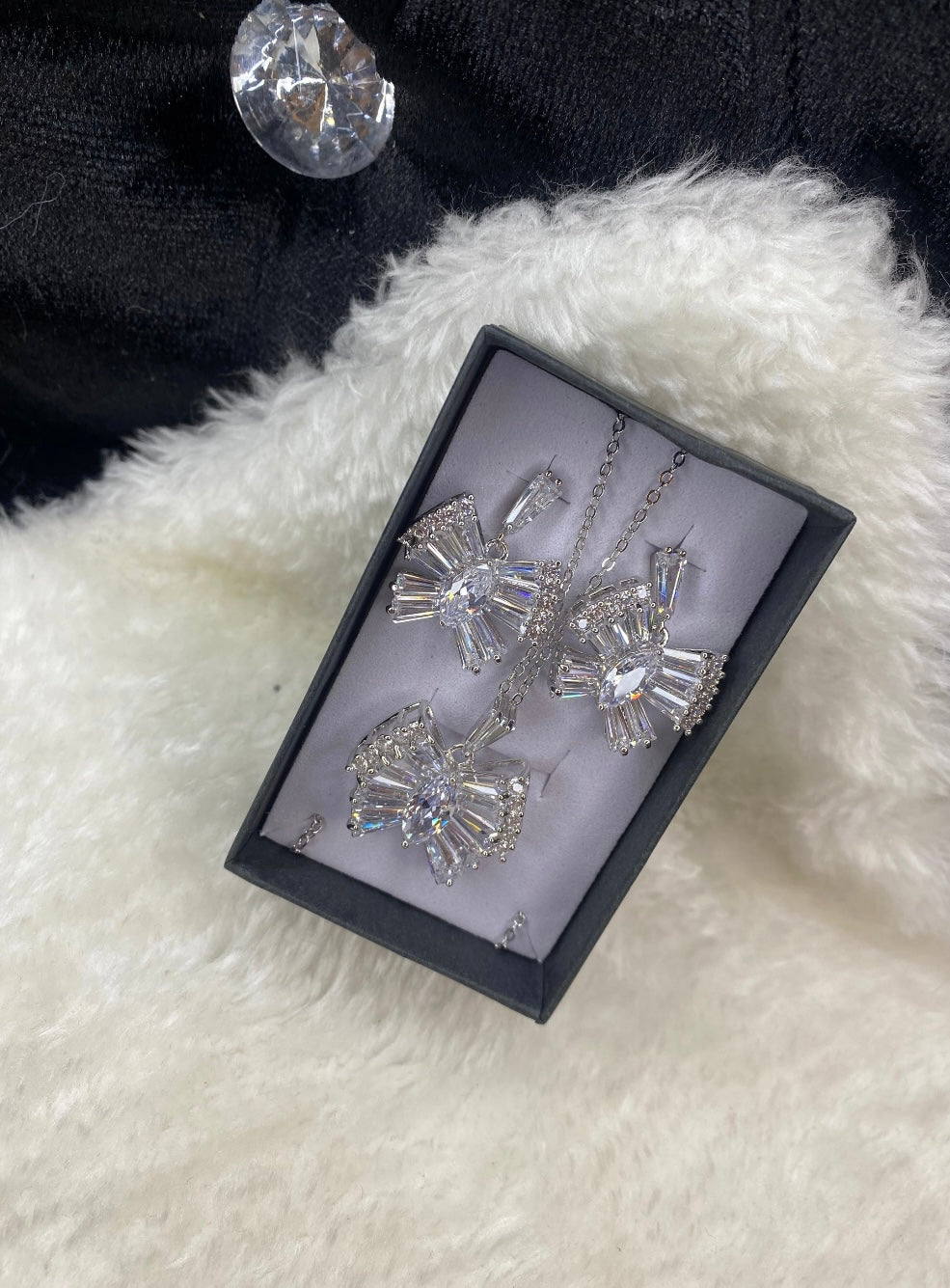 Butterfly crystal style necklace and earring set