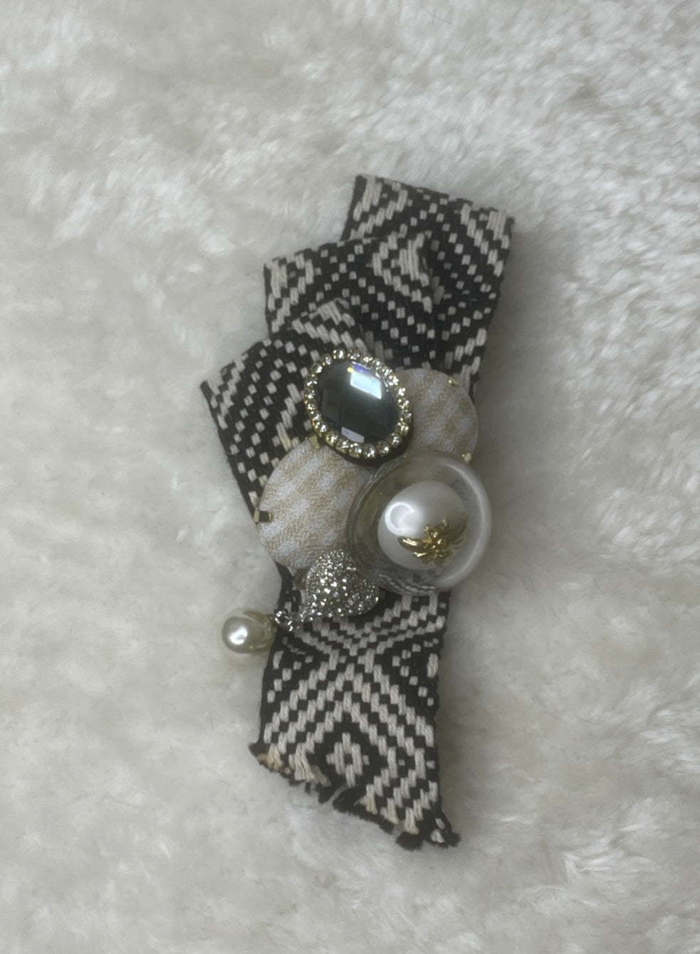 Brooch hair pin clip