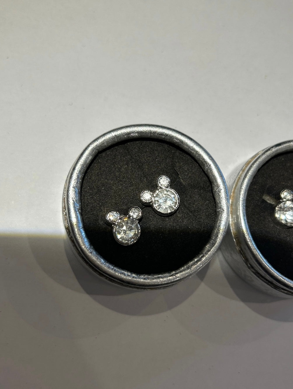 Silhouette crystal Stud Earrings