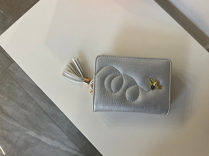 Bee purses