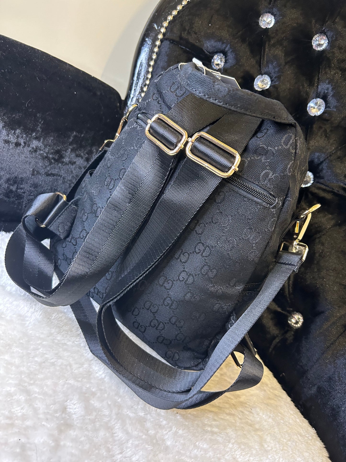 Small 00 style gold detailed rucksack