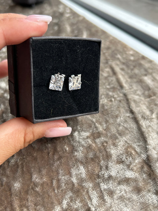 Crystal stud earrings