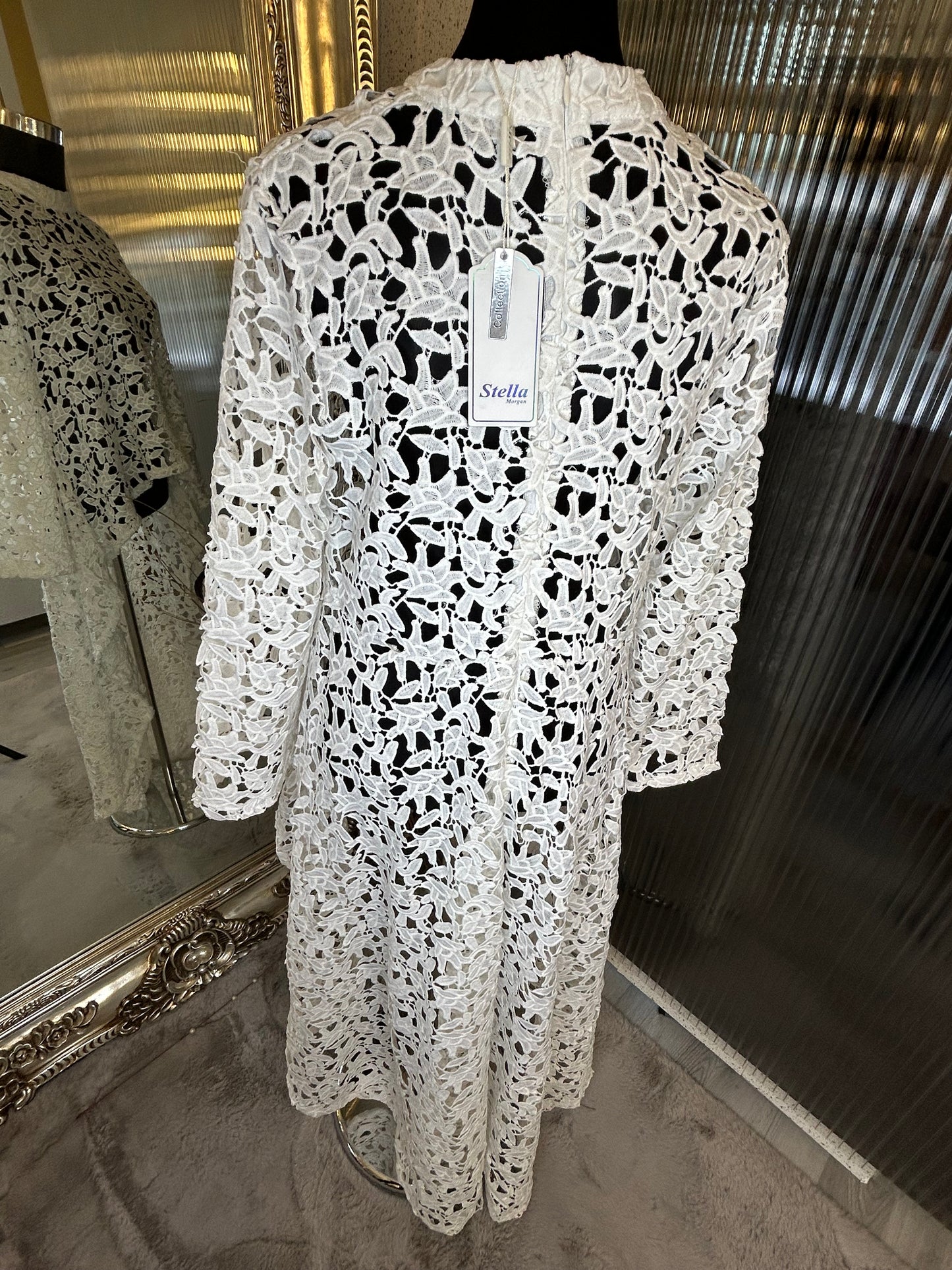White Lace Long Sleeve Top
