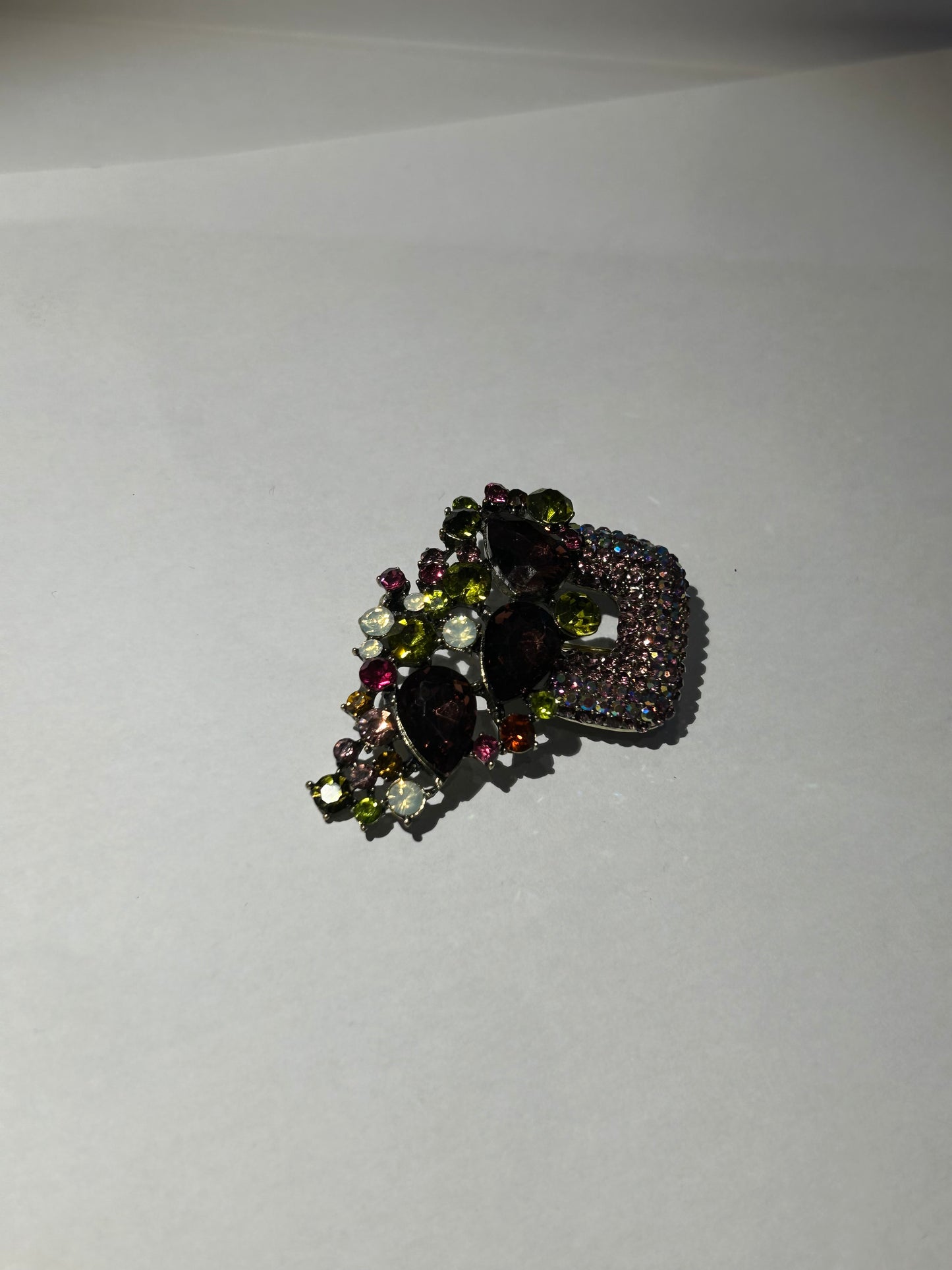 Multi coloured brooch