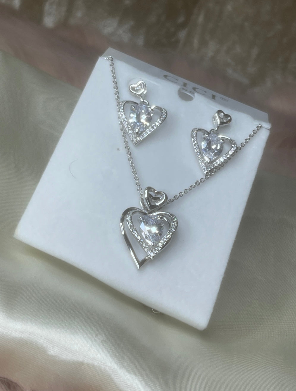 Dangle heart necklace and earring set