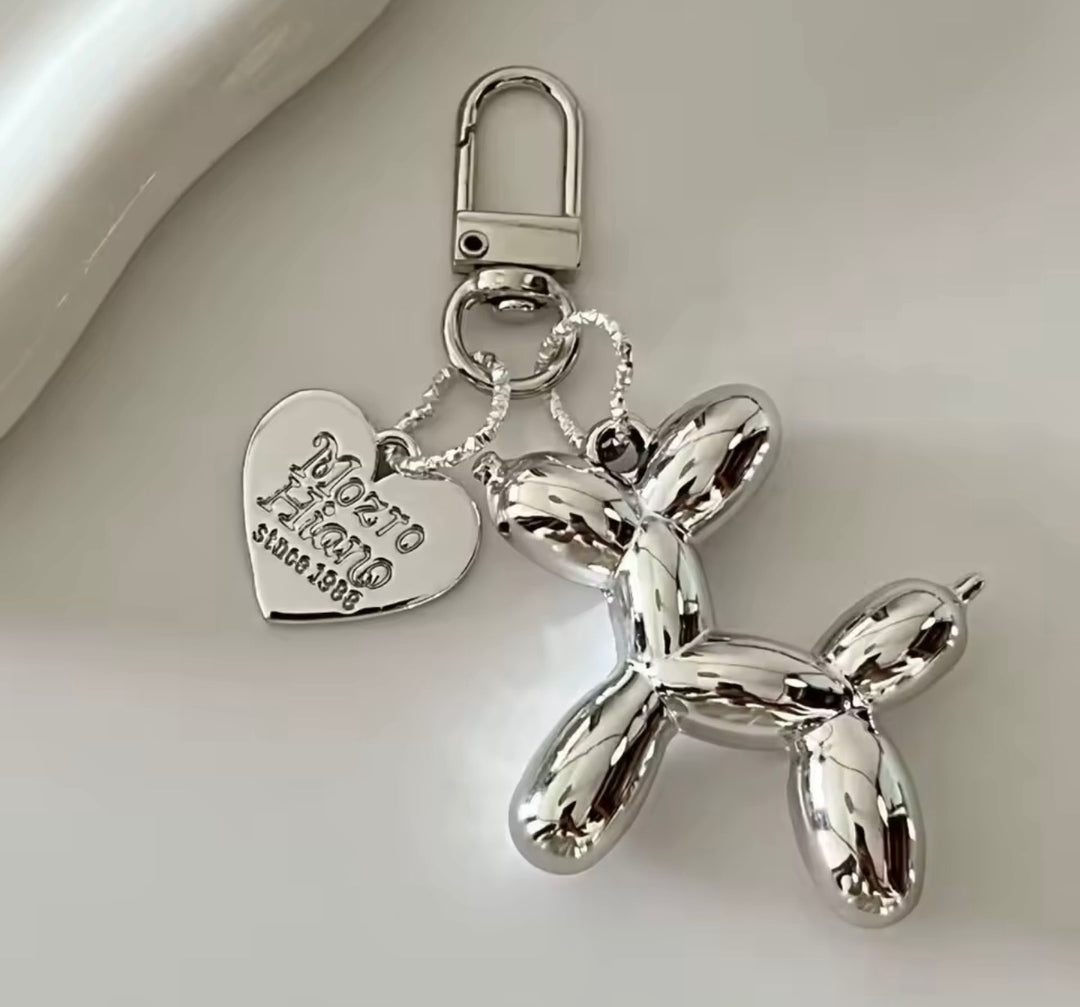 Balloon dog keyring charm with heart tag