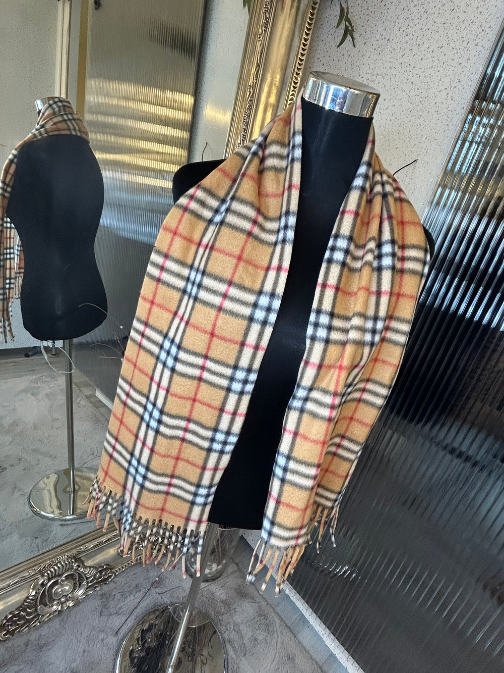 Brown checked detail scarf with tassels  