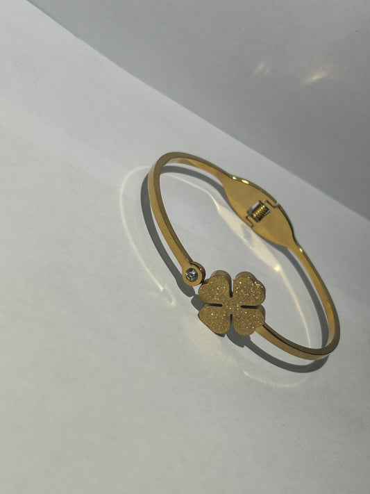 Gold clover bangle bracelet