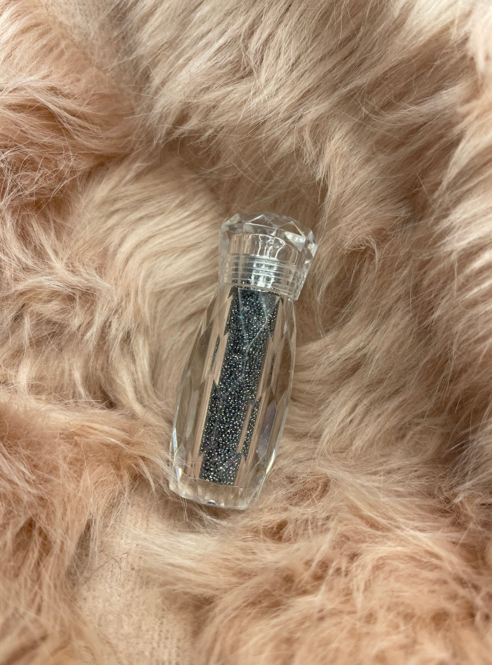 Micro crystals for ail art available in different colours 