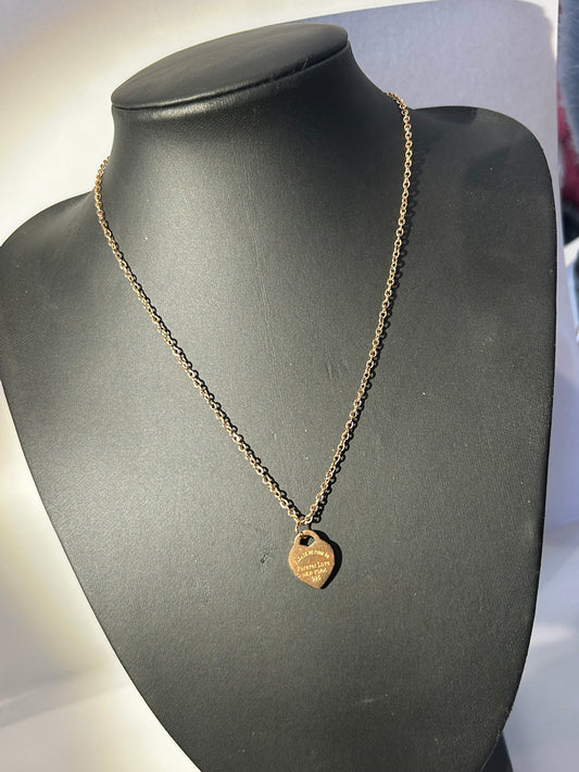 Gold heart necklace