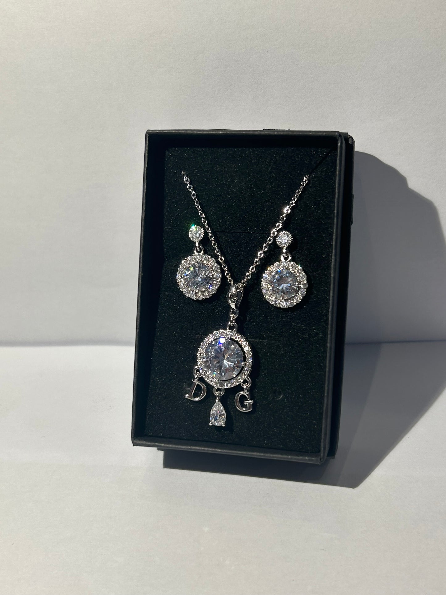 Letter crystal jewellery set