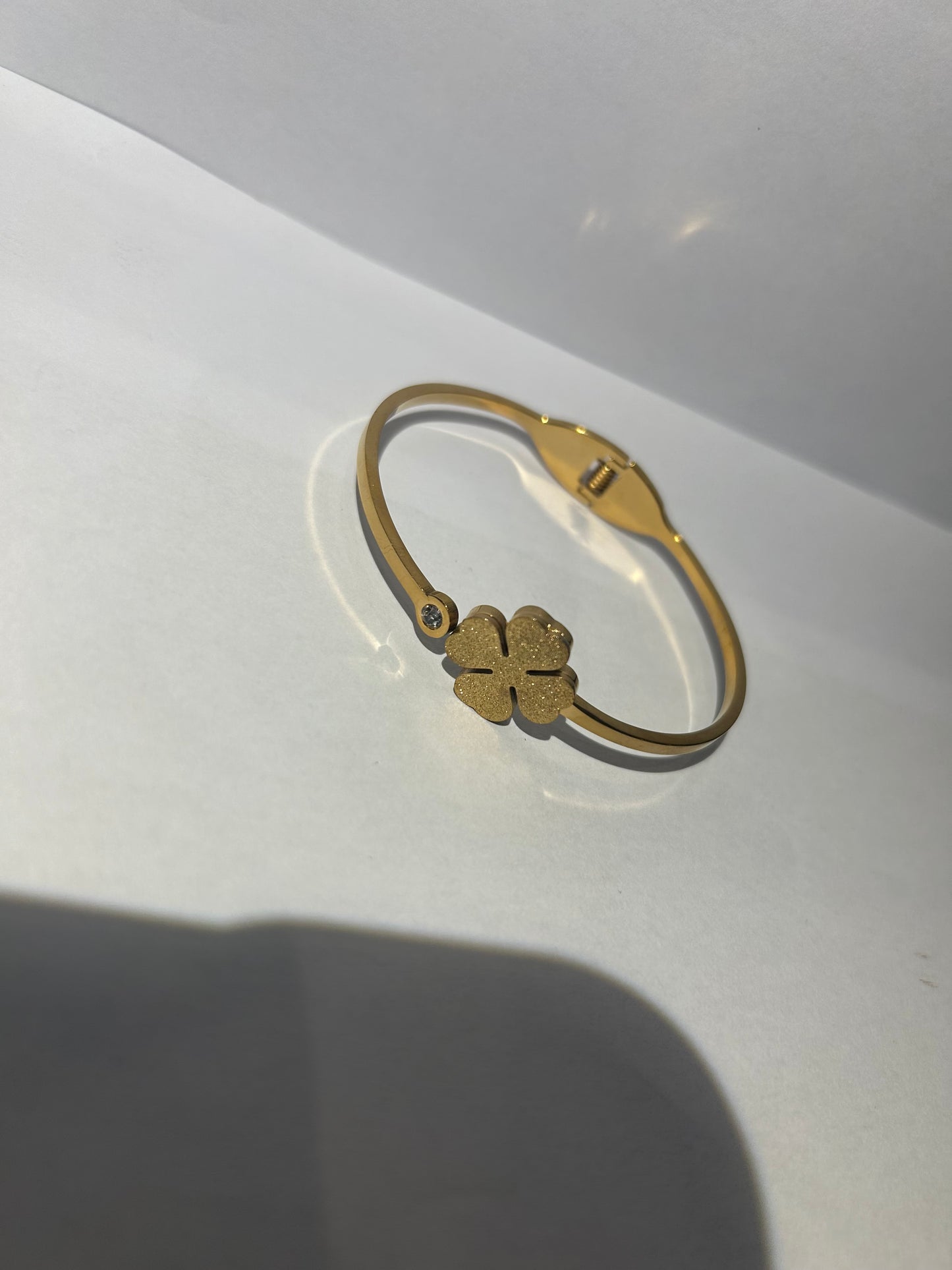 Gold clover bangle bracelet