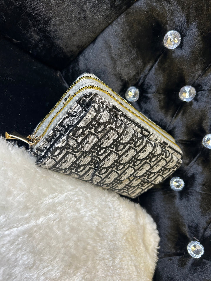 grey printed purse 