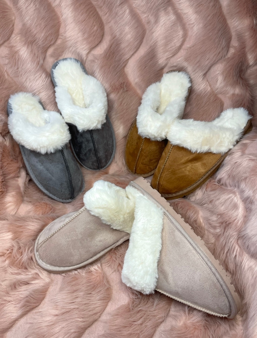 Faux fur women’s slippers 