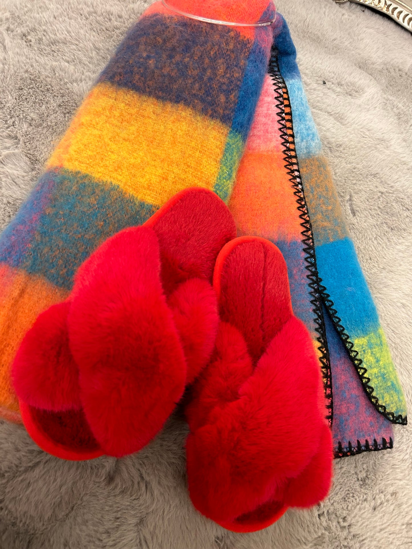 Open toe slipper and scarf bundle