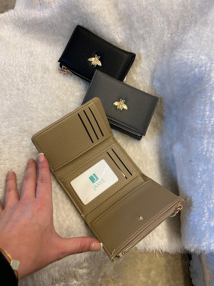 Card section beige bee purse 