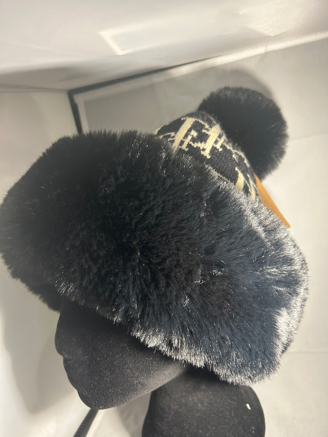 Women’s faux fur hats