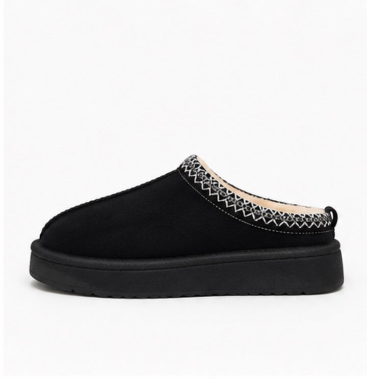 Black Outdoor Faux Suede Slippers