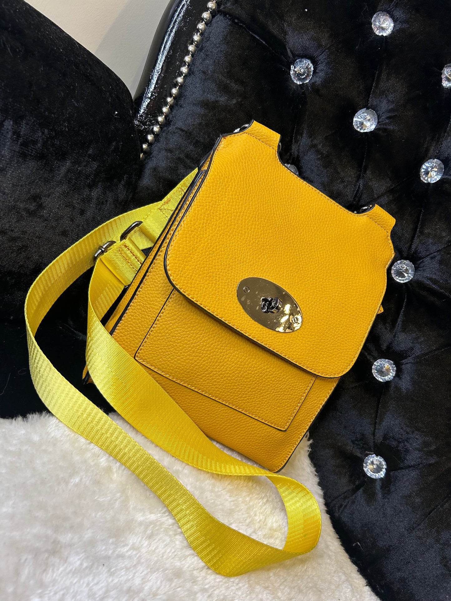 Yellow small crossbody handbag