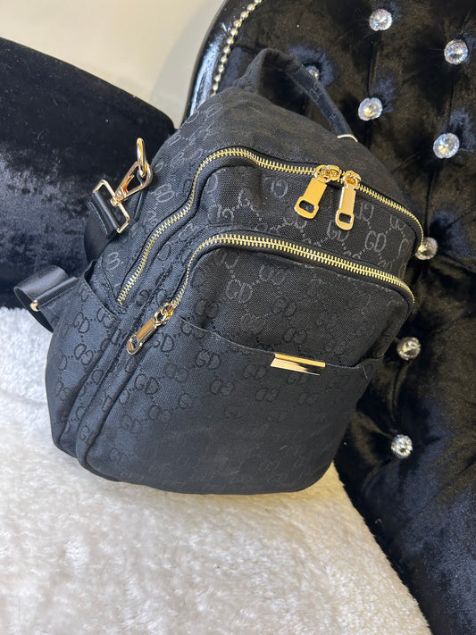 Small 00 style gold detailed rucksack