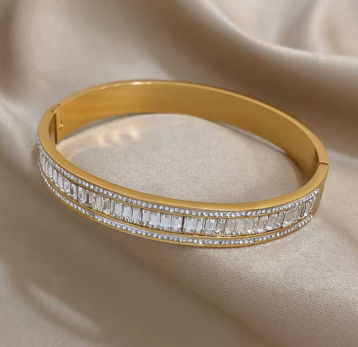 Luxury Multilayer Micro Inlaid Zircon Cuff Bracelet Fashion Gold Plated Stainless Steel Wide Bangle Bracelets Waterproof Jewelry