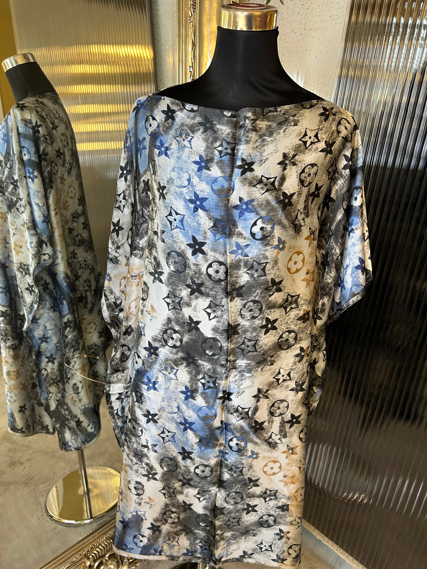 Blue and black tie dye kaftan