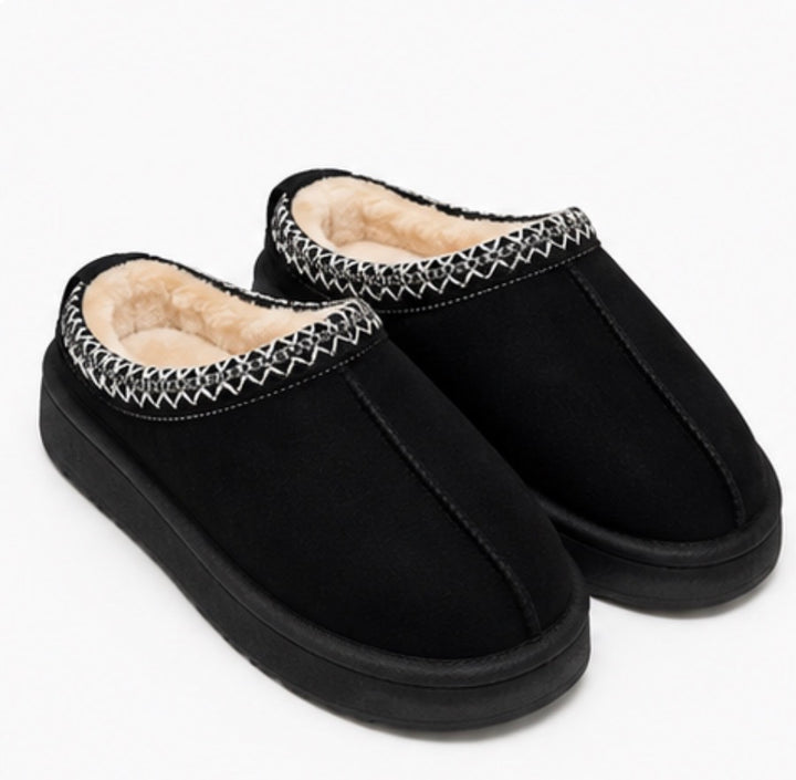 Black Outdoor Faux Suede Slippers
