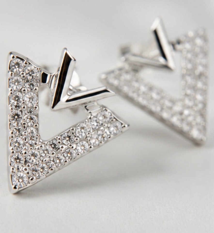 Silver crystal V-shaped stud earrings 