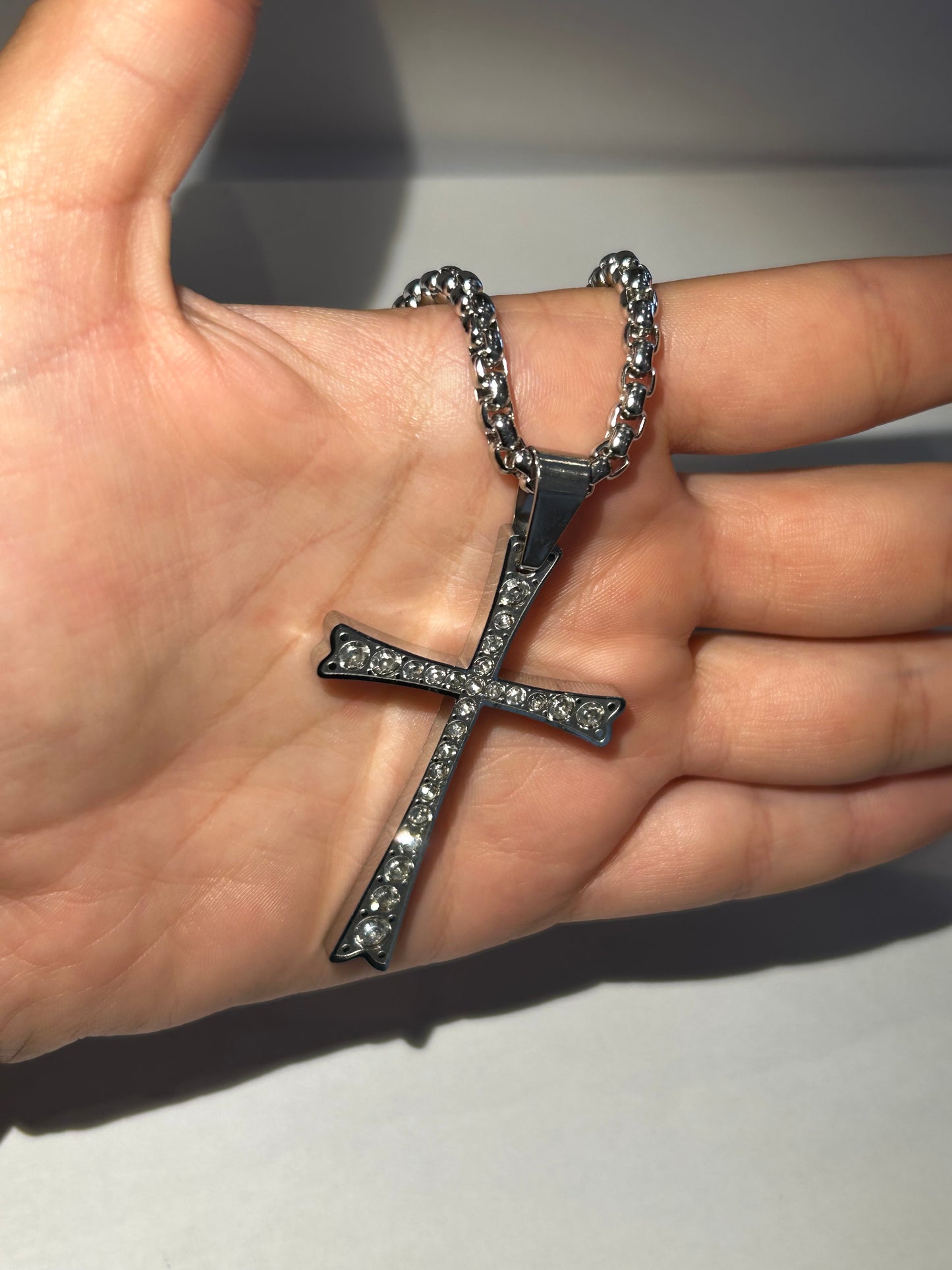 Large Crystal detailed cross shaped pendant