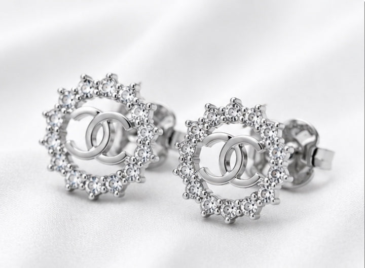Silver crystal halo stud earrings 