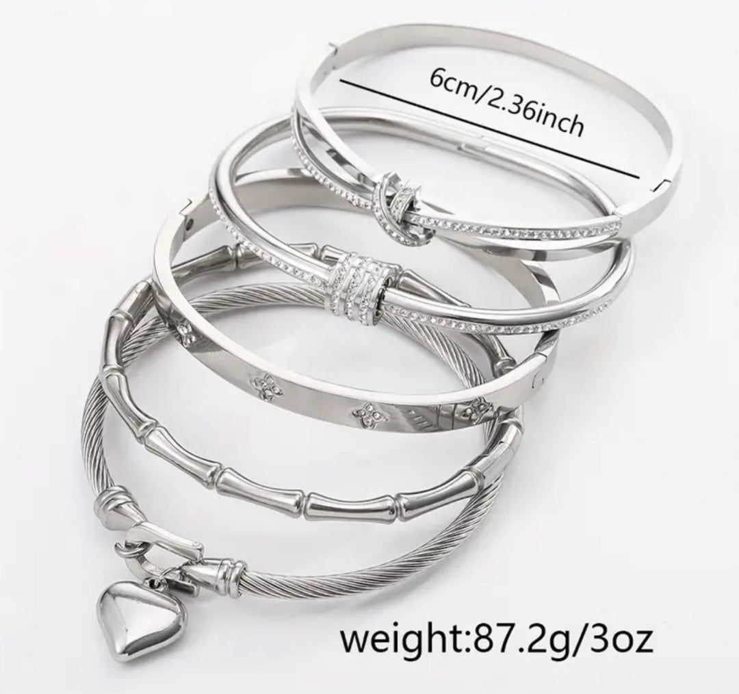 Silver bangle stack set
