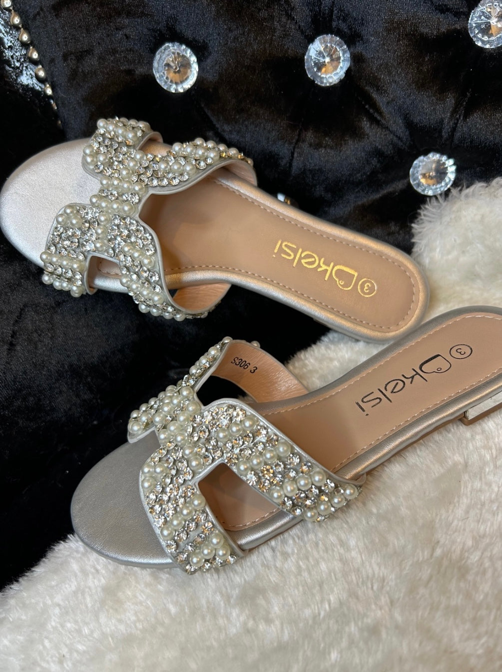 Crystal pearl embellished sliders