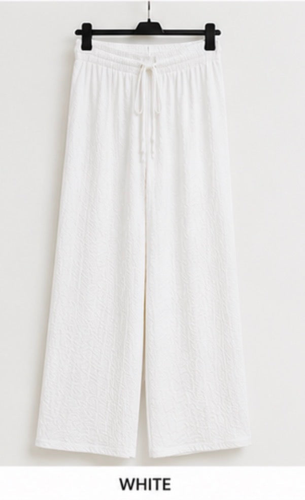 Ribbed wide leg trousers