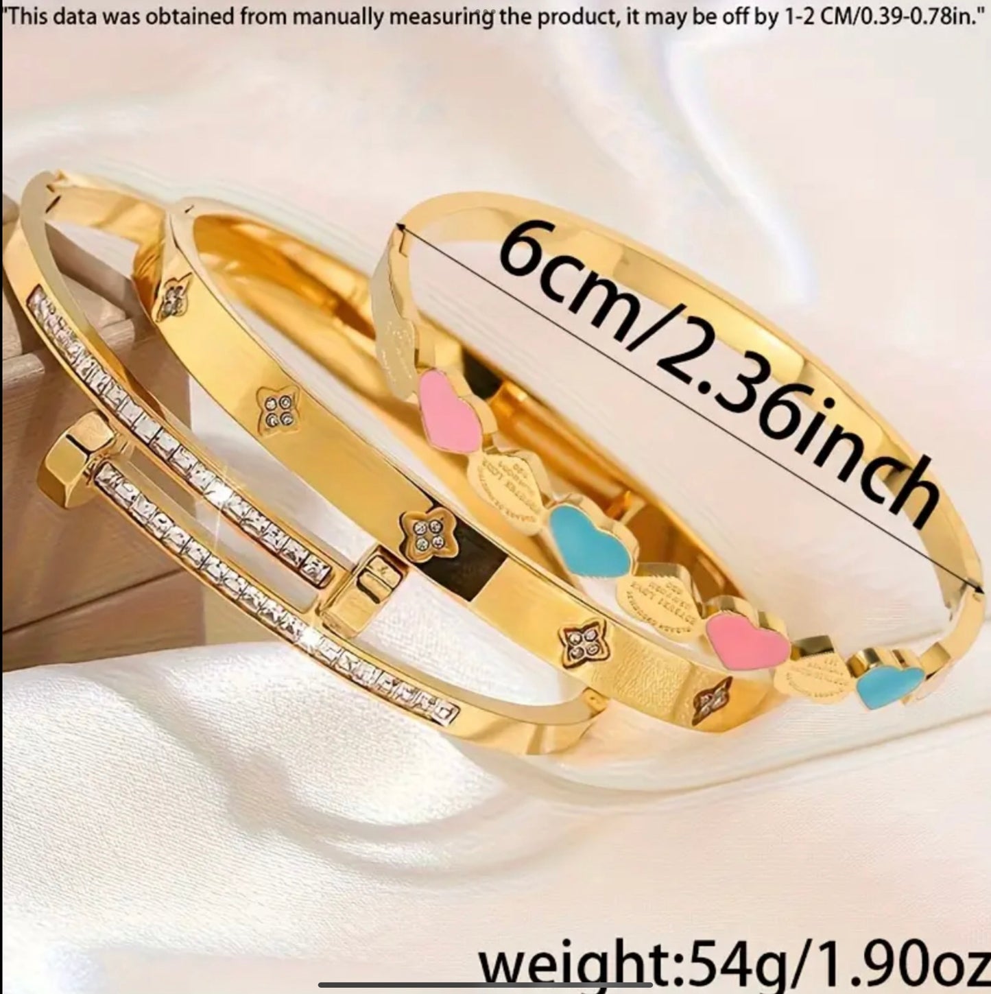 Colourful heart bangle set
