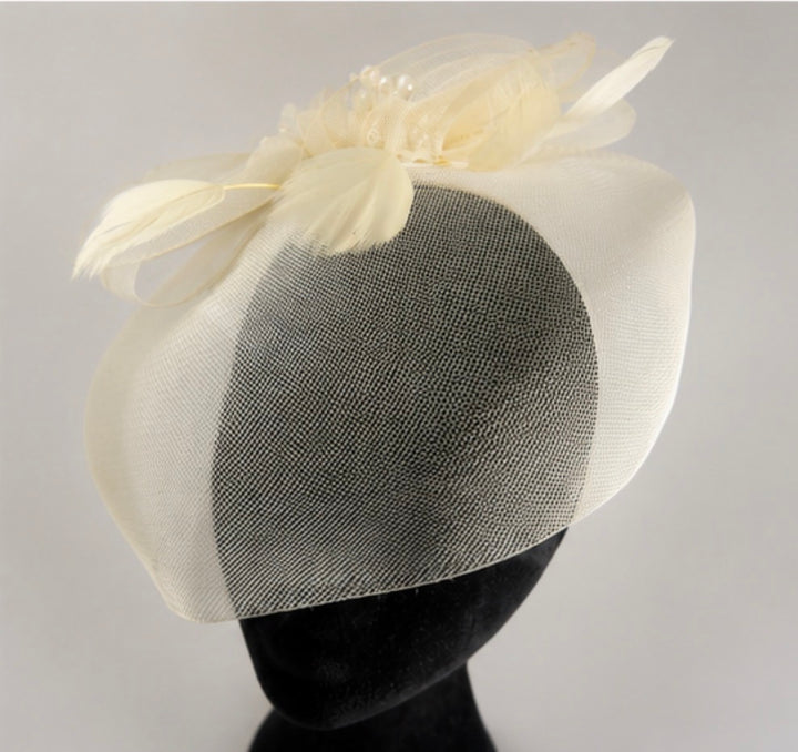 Ivory Mesh Fascinator Hat with Feather &amp; Pearl Detail