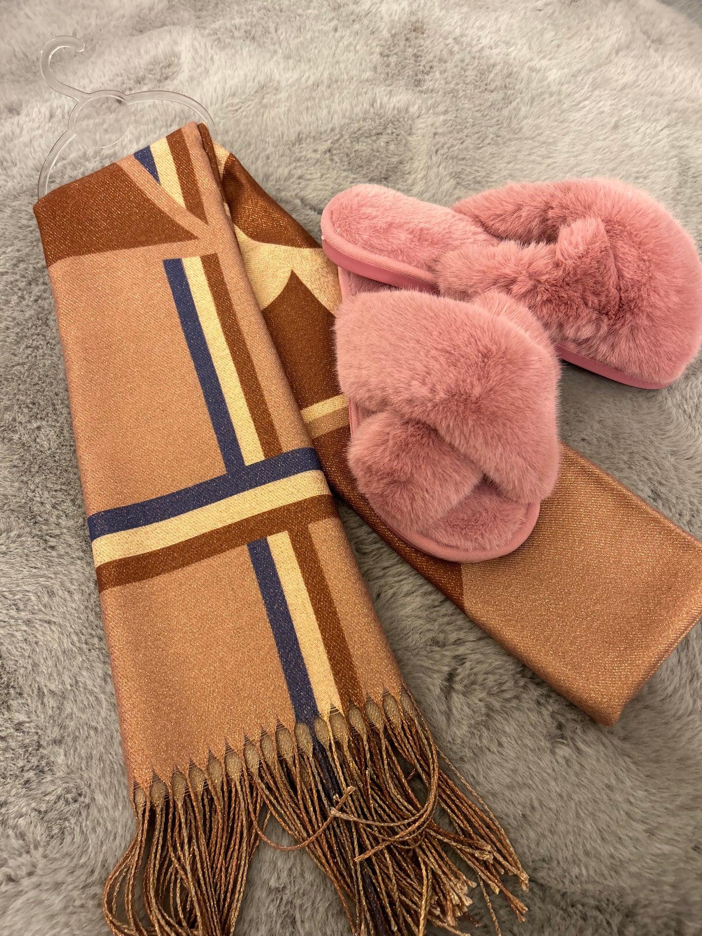 Open toe slipper and scarf bundle