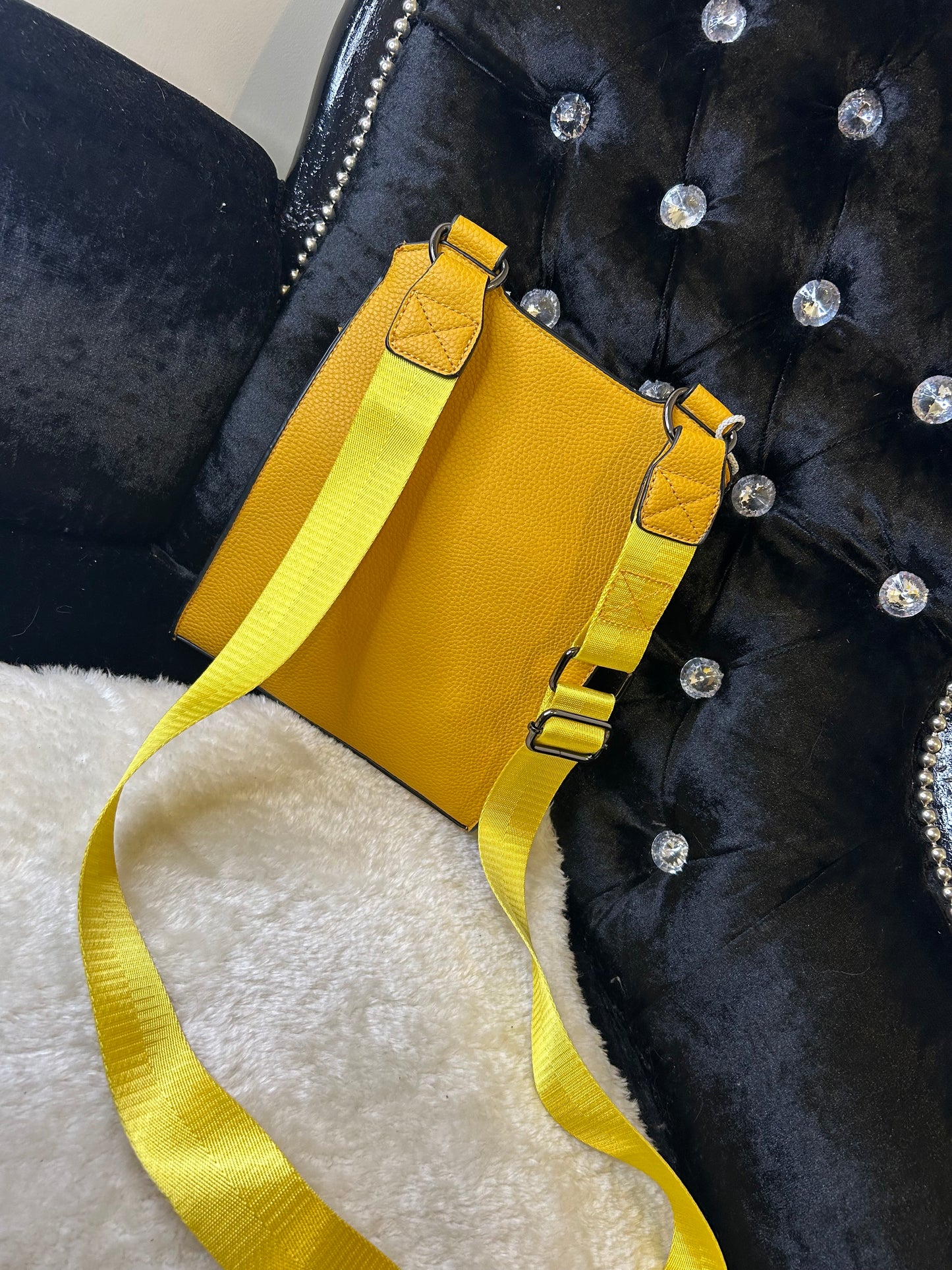 Yellow small crossbody handbag