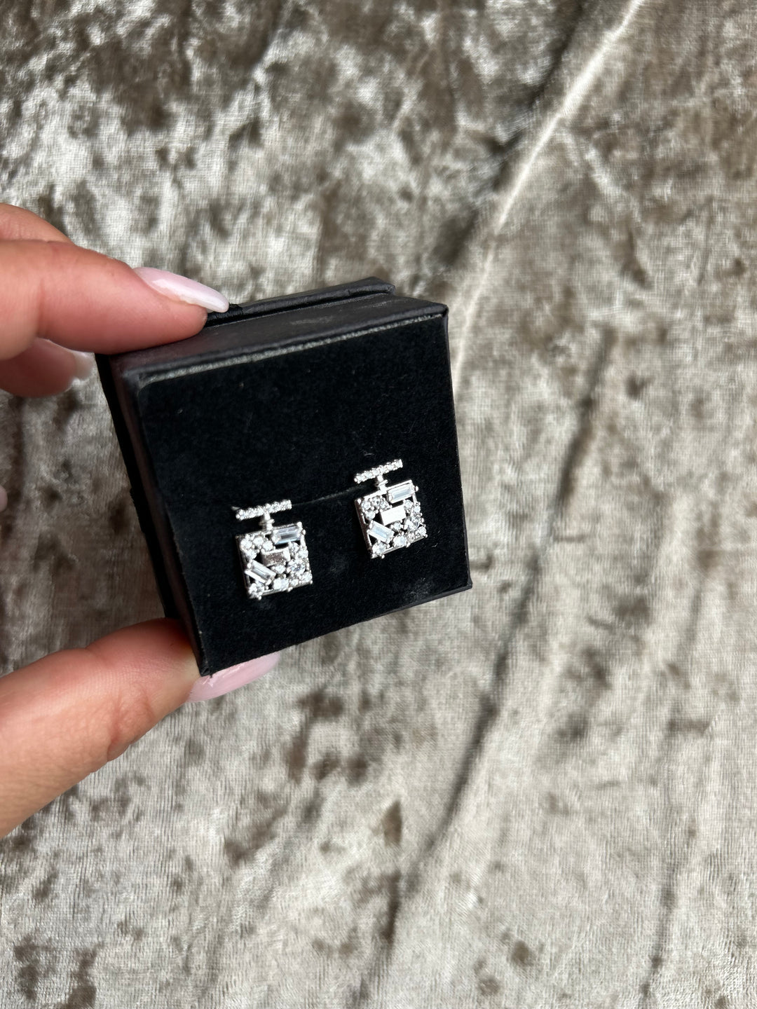 Bottle shaped crystal silver stud earrings 