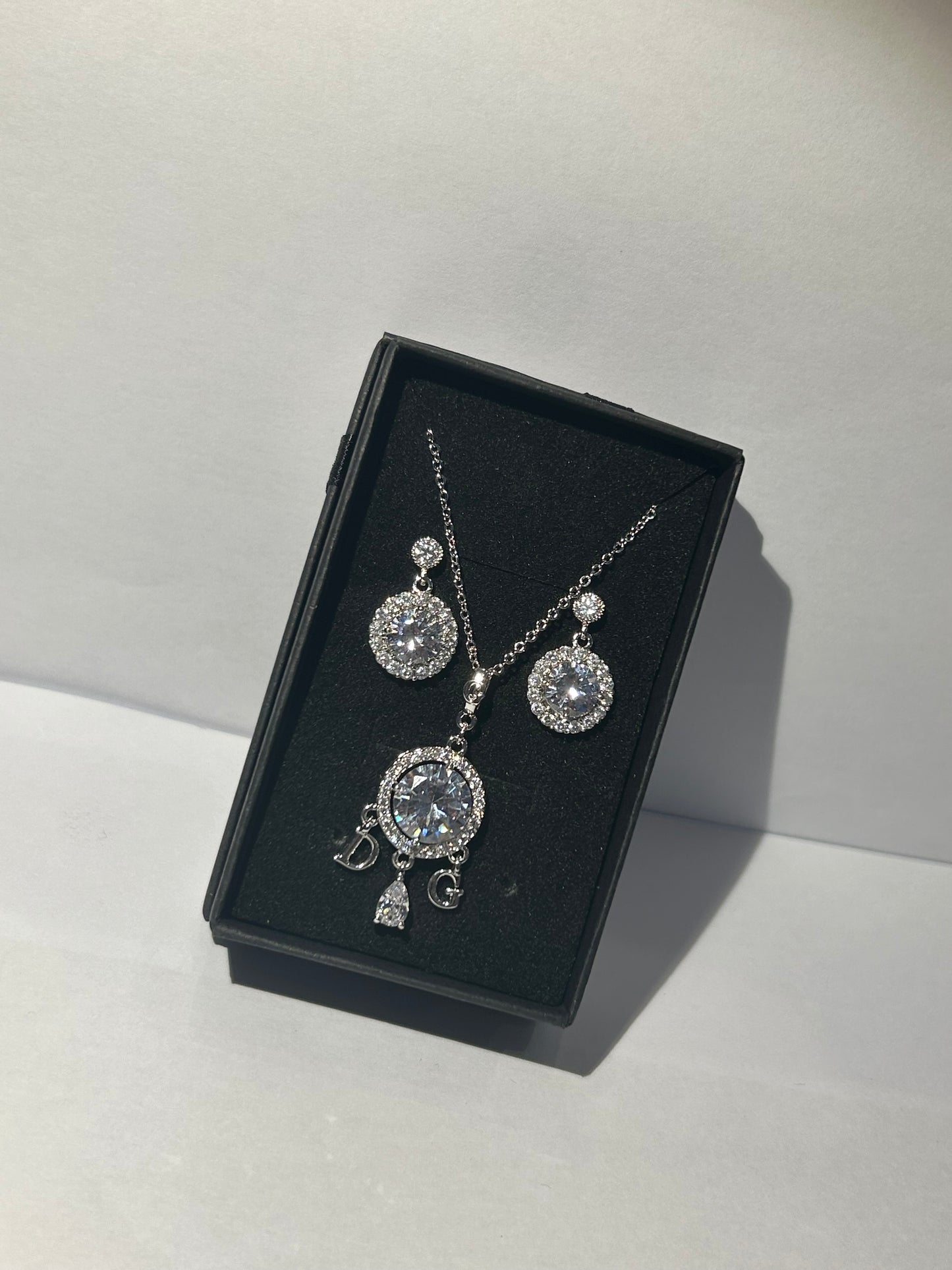 Letter crystal jewellery set