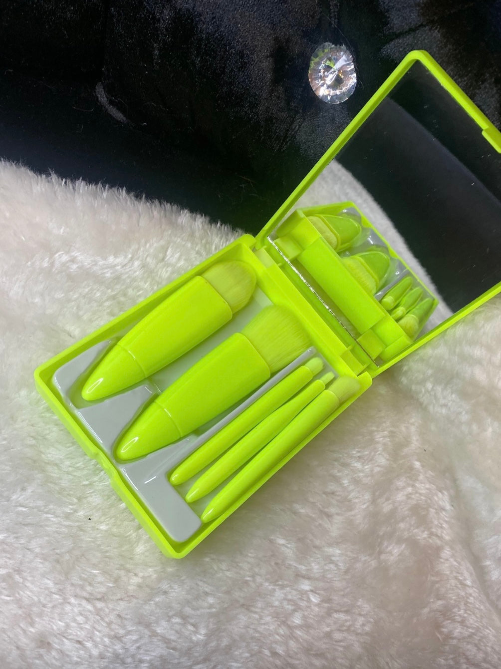 Neon makeup brush set