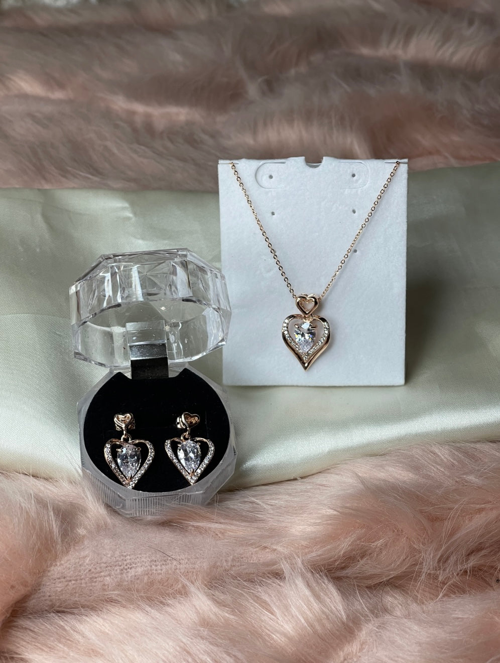 Dangle heart necklace and earring set