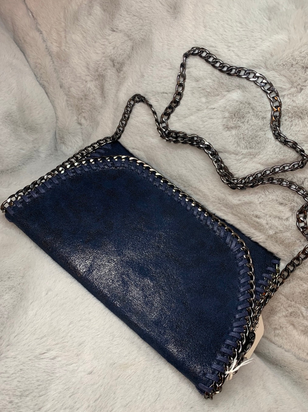 Velvet strap bag