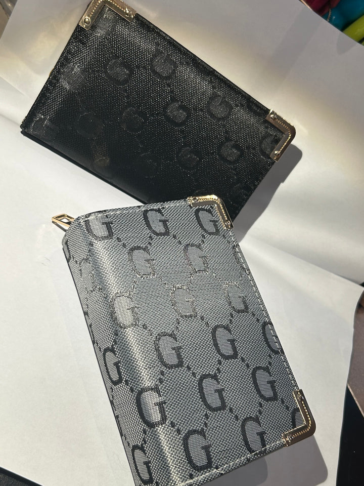 Everyday purse with ID window and compartments