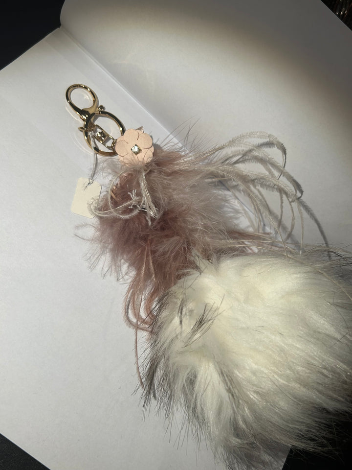 Fur pompom keyring